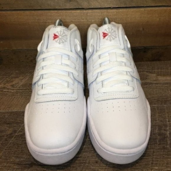 NEW Men’s Reebok Classic Mid OG Sneaker - Picture 4 of 9